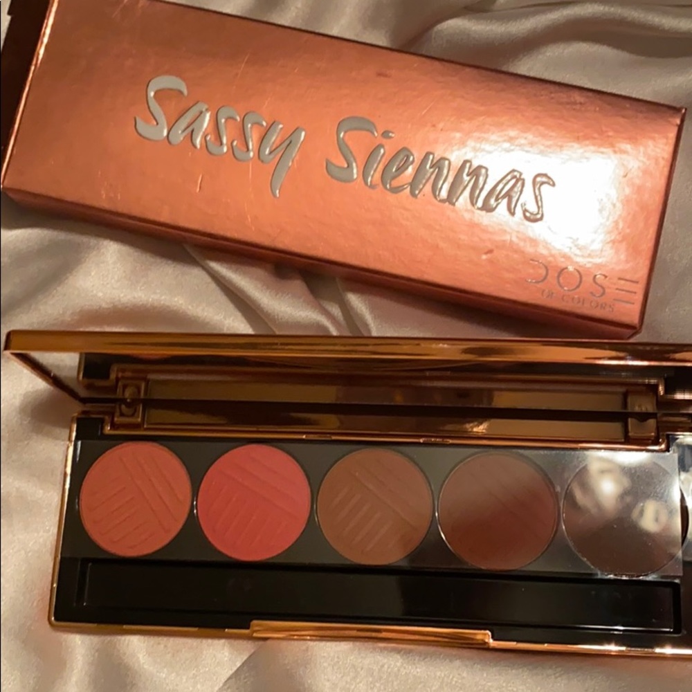 Eye shadow